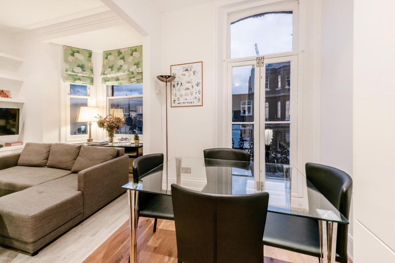 Lovely 2 Bedroom Flat In The Heart Of Chelsea London Bagian luar foto