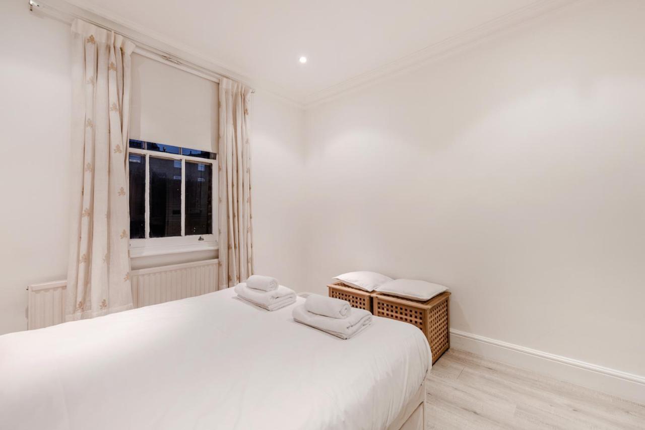 Lovely 2 Bedroom Flat In The Heart Of Chelsea London Bagian luar foto